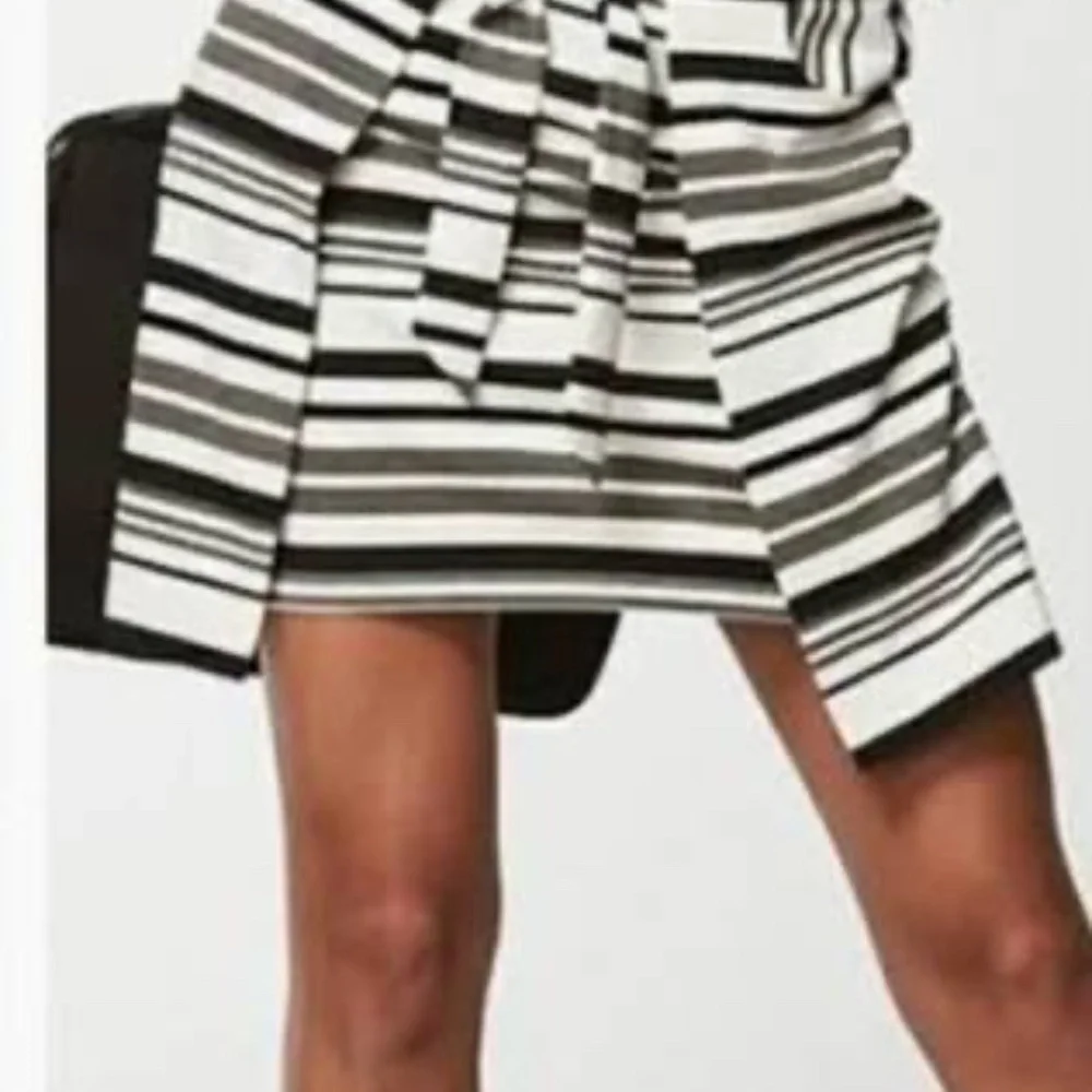 Women's cabi Grandstand Ponte Knit Black White Stripe Faux Wrap Pencil Skirt - Picture 1 of 16